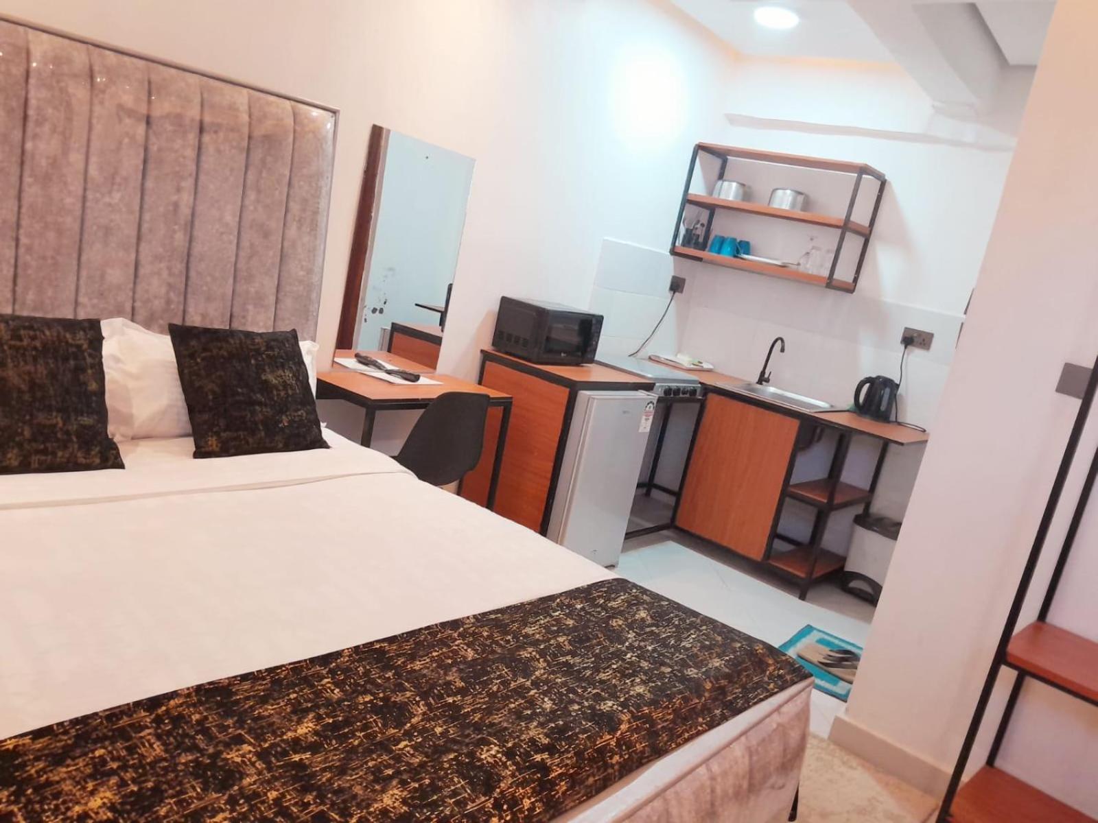 Sandalwood Suites Nakuru - Studios & One Bedroom Suites Exterior foto